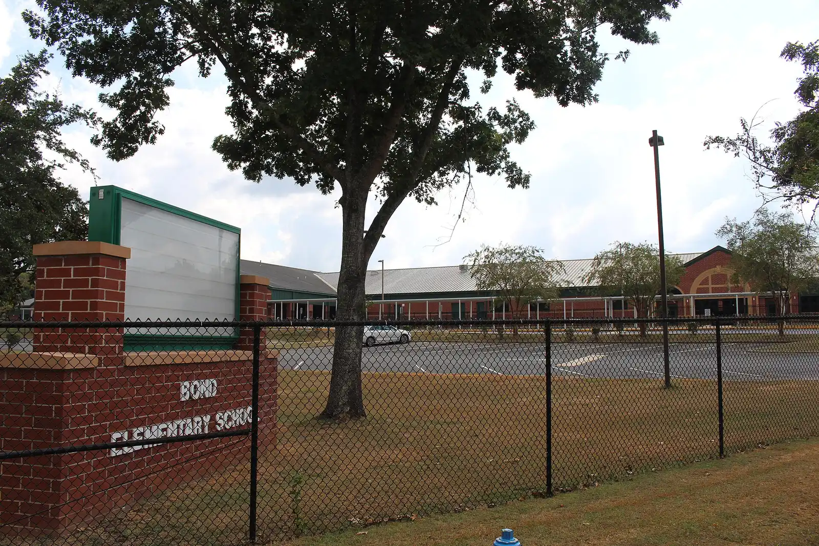 Bond Elementary School on Saxon Street in Tallahassee