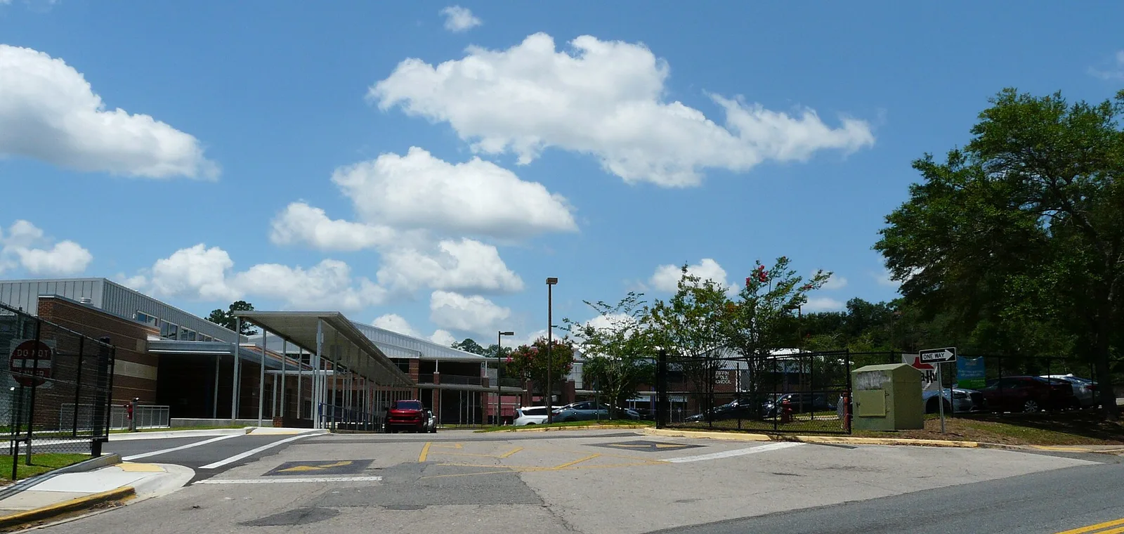 The main entrance of Griffin Middle School on Old Bainbridge Road at Alabama Street in Tallahassee